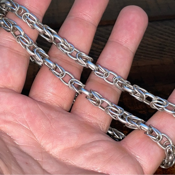 Solid Silver Italian Necklace - Picture 2 of 7